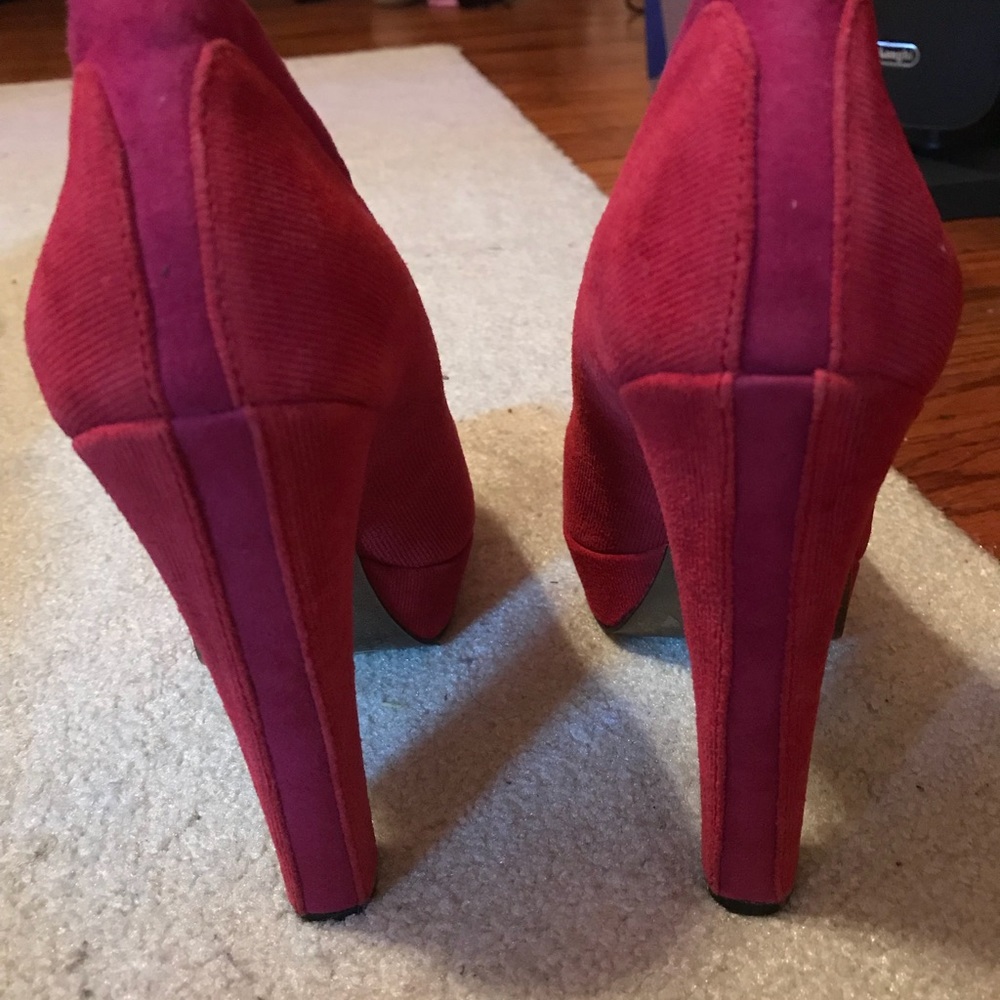 BCBG Generation shoes